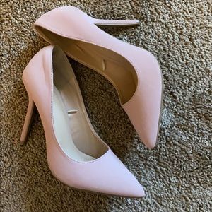 Mauve Pointed Toe Heels